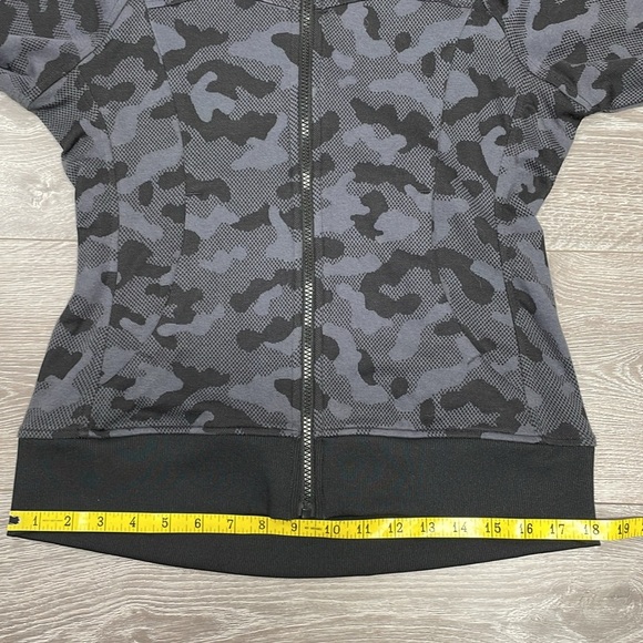 NWOT ZYIA Active Charcoal Camo Pivot Hoodie Full Zip Hooded Sweatshirt Jacket S - Picture 8 of 16